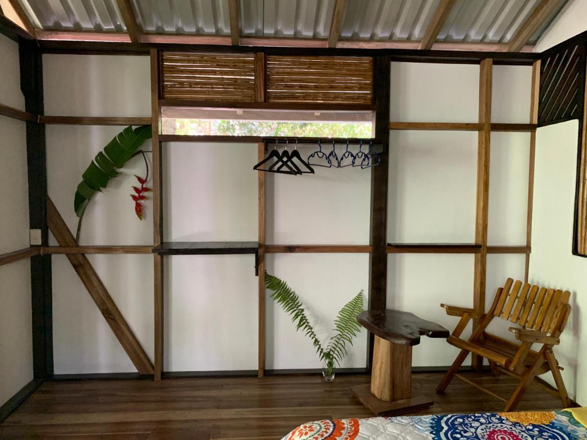 Pequeno Paraiso 1 *